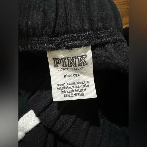 PINK shorts - Picture 3 of 4